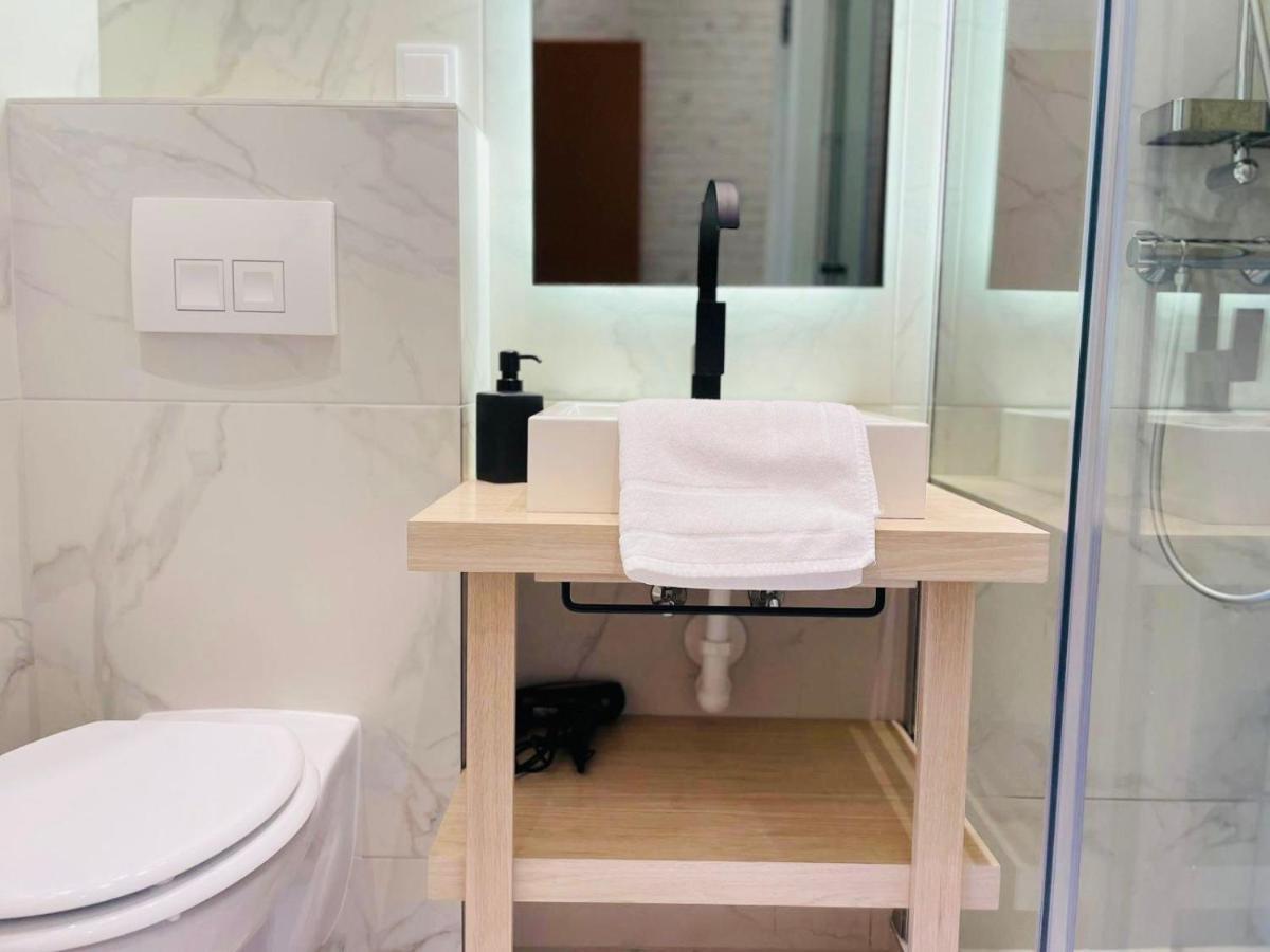 Zeus Design Compact Aparmtent Wien