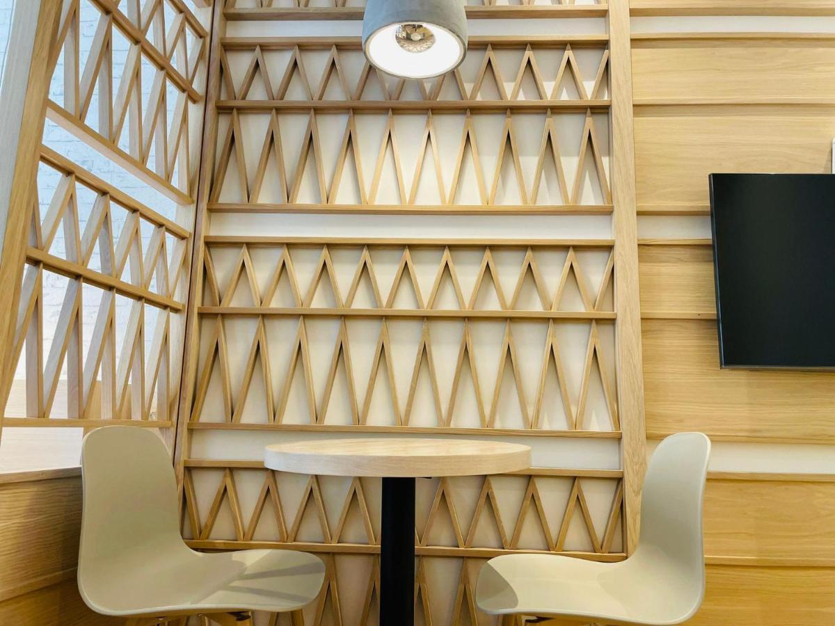 Zeus Design Compact Aparmtent Wien