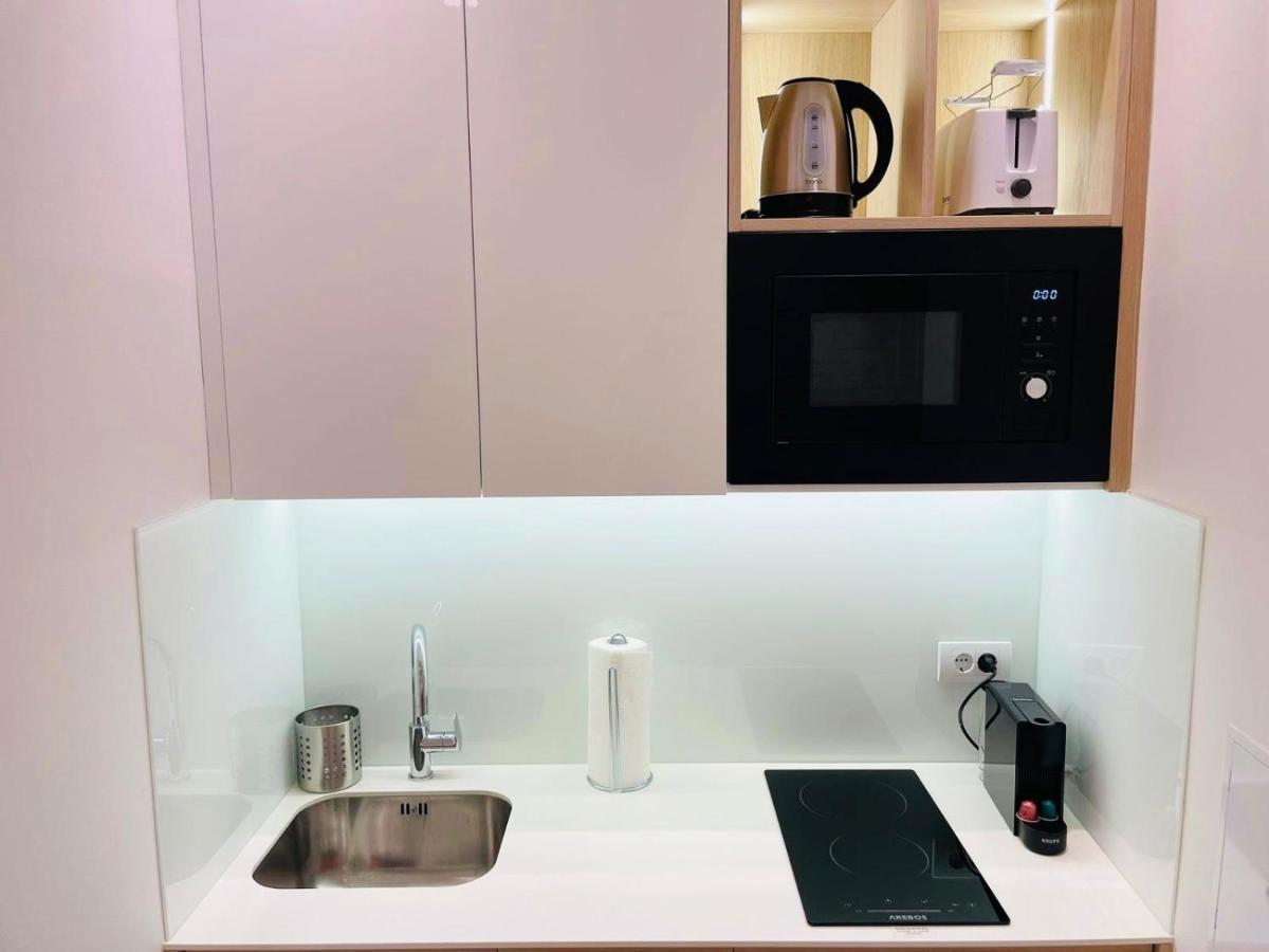 Zeus Design Compact Aparmtent Apartamento *